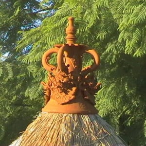 bali-hut-crown